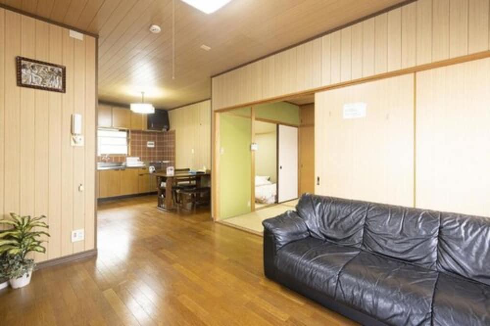 GUEST HOUSE SHINE BRIGHT 福岡
