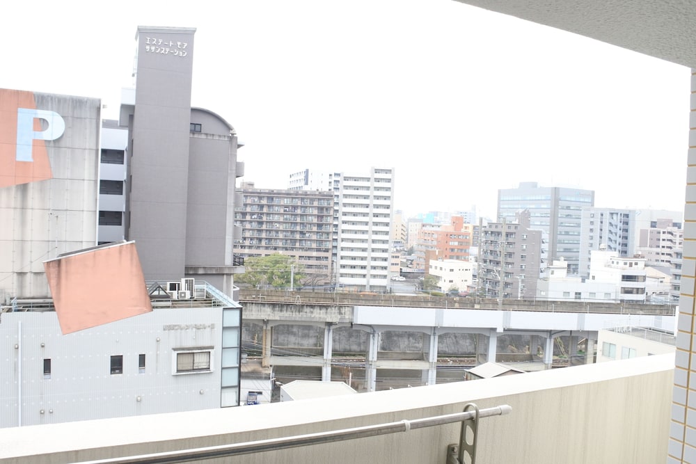 MODERN ROOM 福岡