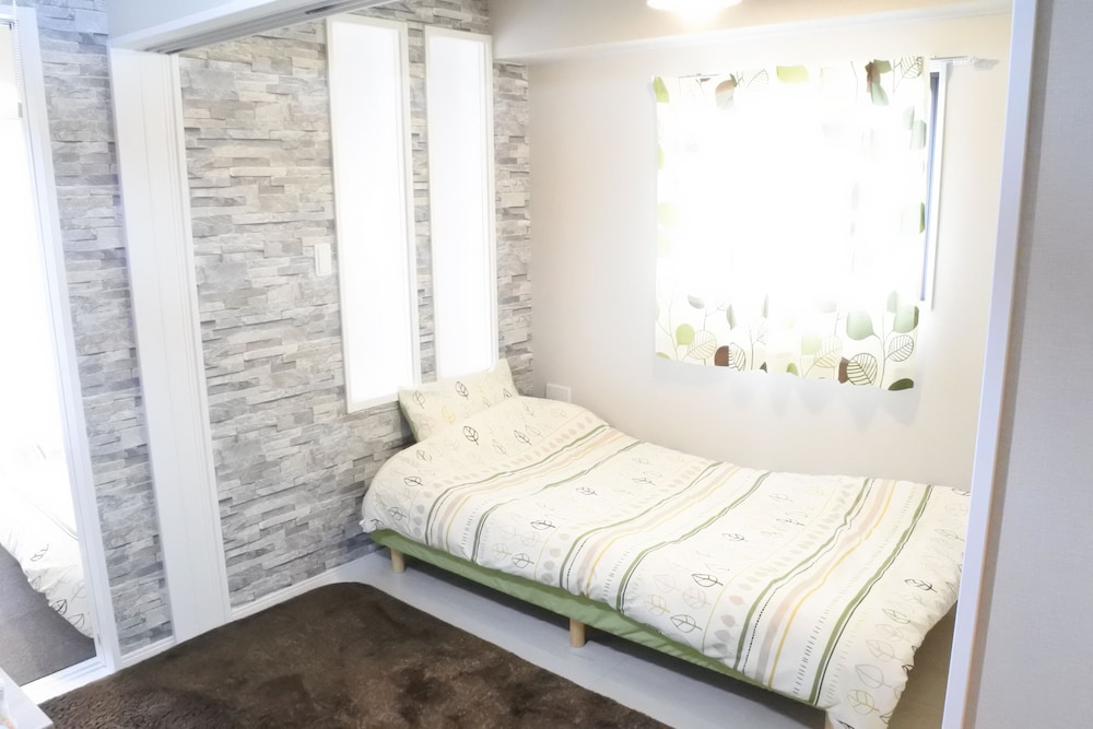 MODERN ROOM 福岡