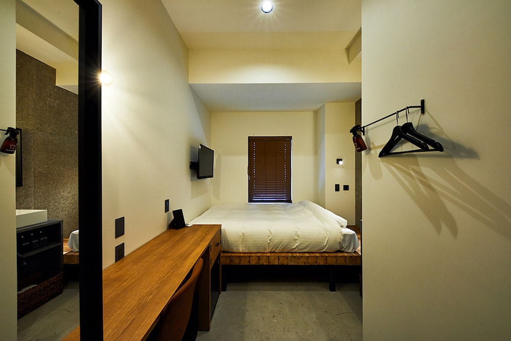 MIZUKA IMAIZUMI 4 - UNMANNED HOTEL - 福岡