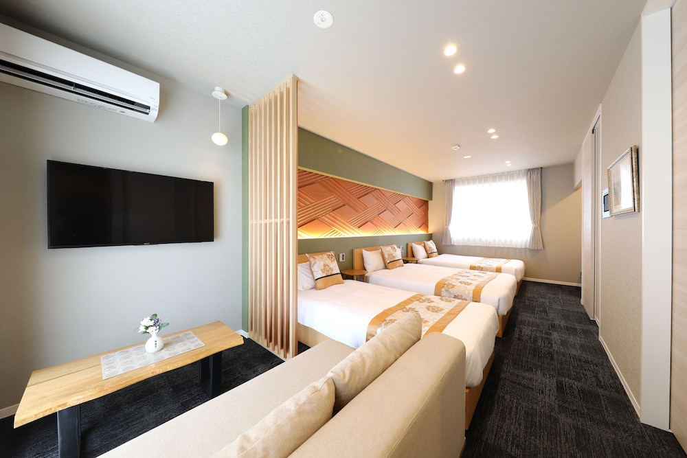GRAND BASE HAKATATEI 福岡