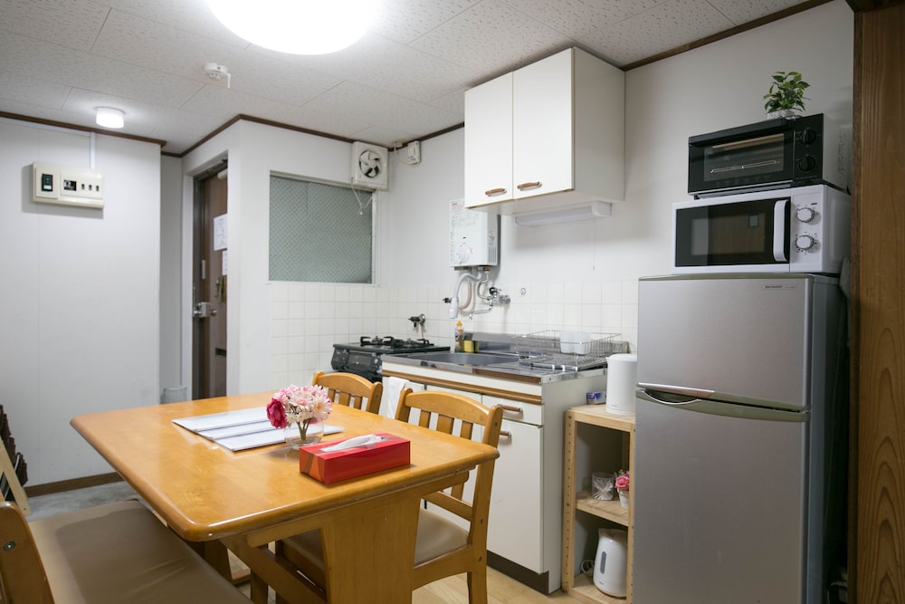 TENJIN APARTMENT 202 福岡