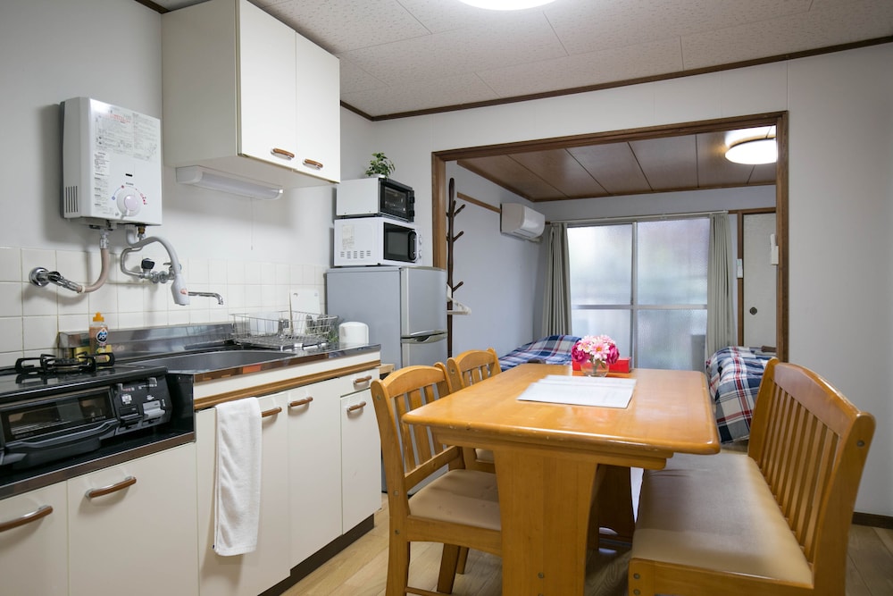 TENJIN APARTMENT 202 福岡