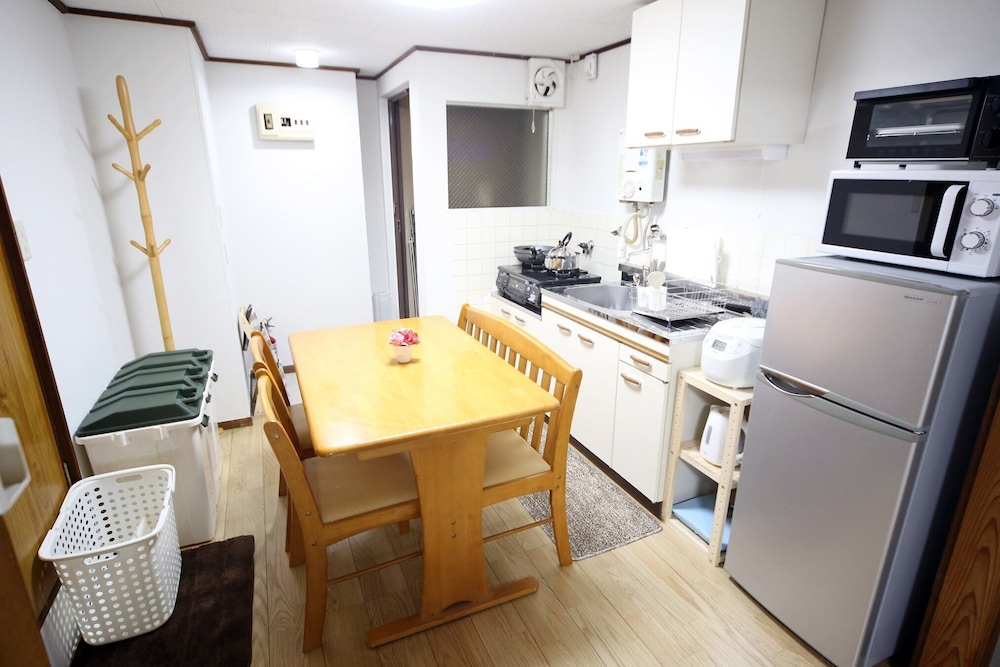 TENJIN APARTMENT 202 福岡