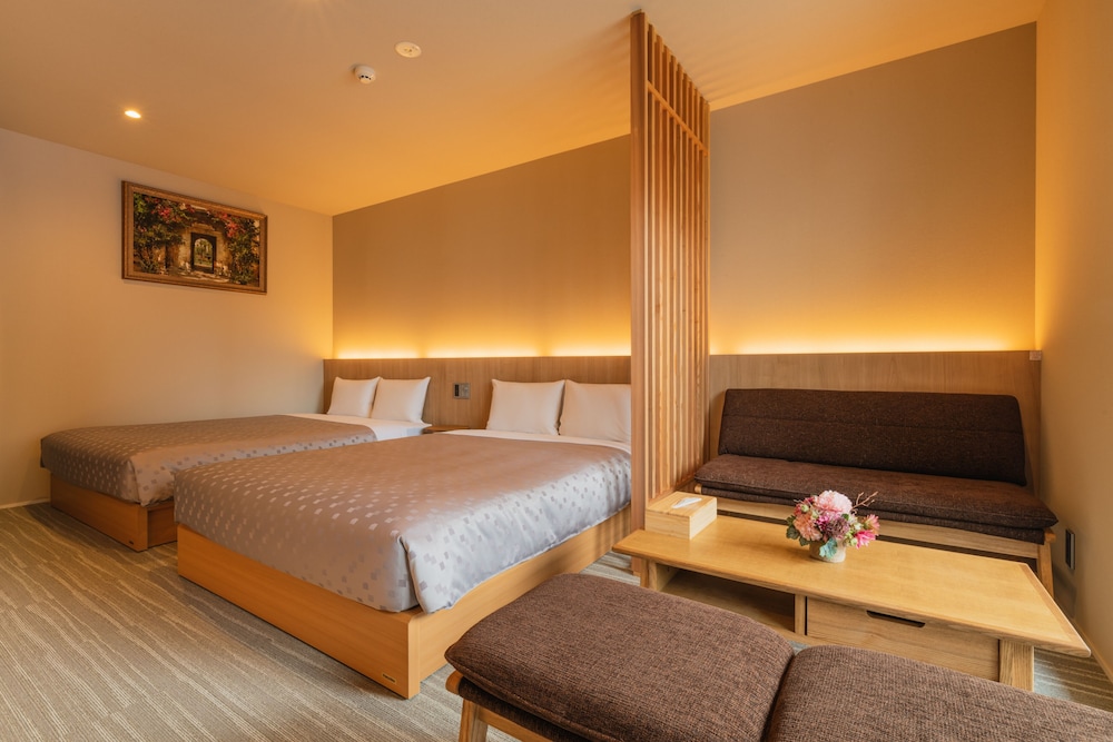 GRAND BASE FUKUOKA TENJIN 福岡