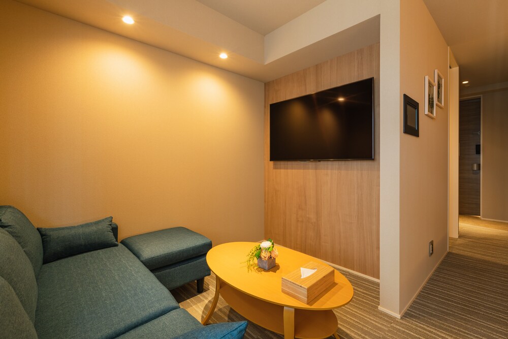 GRAND BASE FUKUOKA TENJIN 福岡