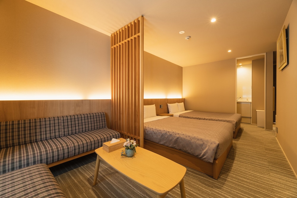GRAND BASE FUKUOKA TENJIN 福岡