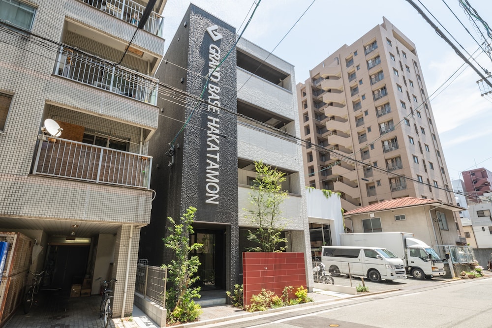 グランドベース博多門 福岡