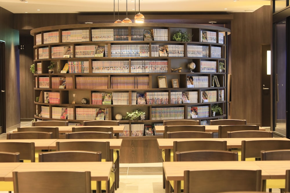 クインテッサホテル福岡天神 COMIC & BOOKS 福岡