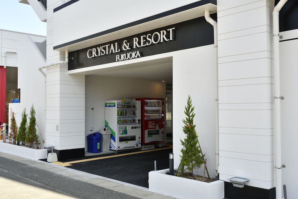 CRYSTAL & RESORT FUKUOKA 福岡