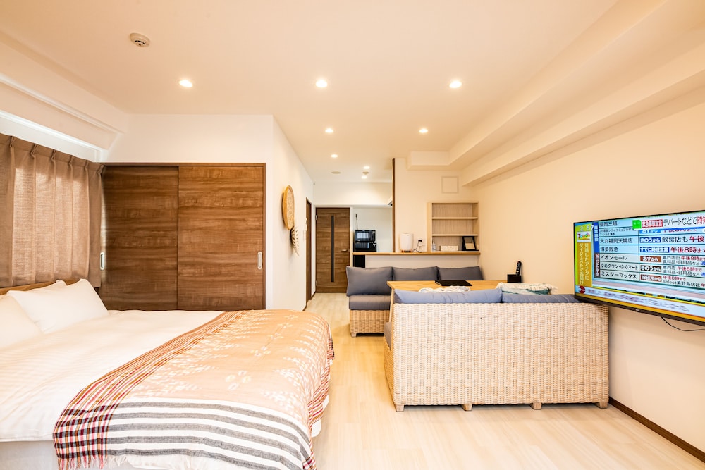 TOMARIEHOTEL & CONDOMINIUM 福岡