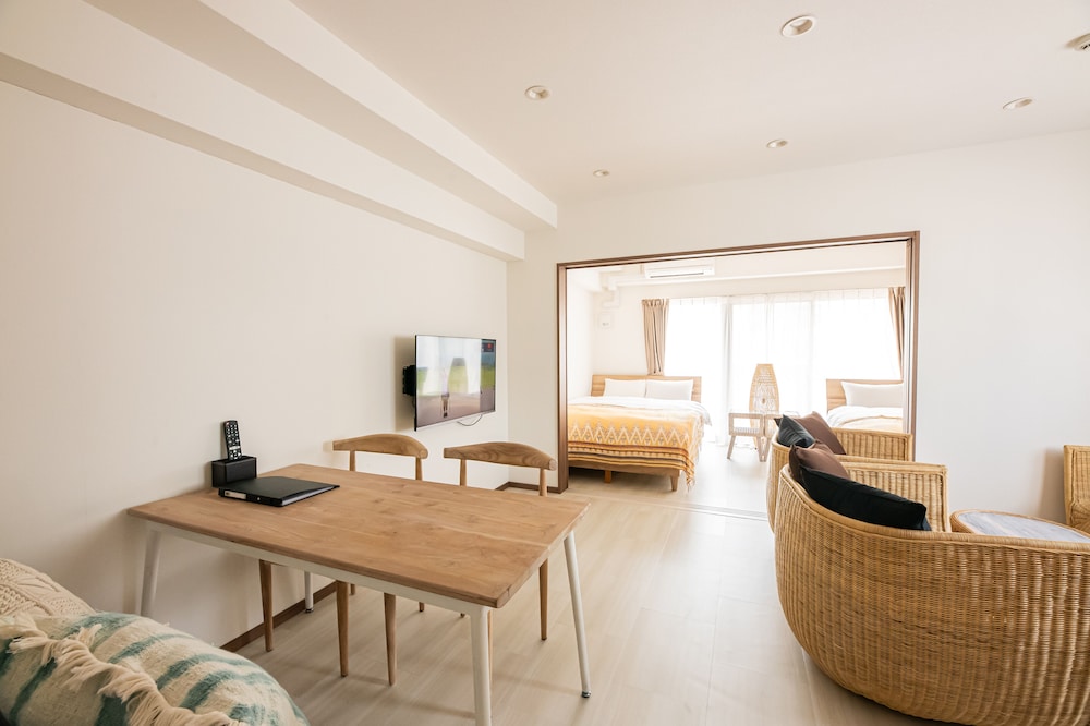 TOMARIEHOTEL & CONDOMINIUM 福岡