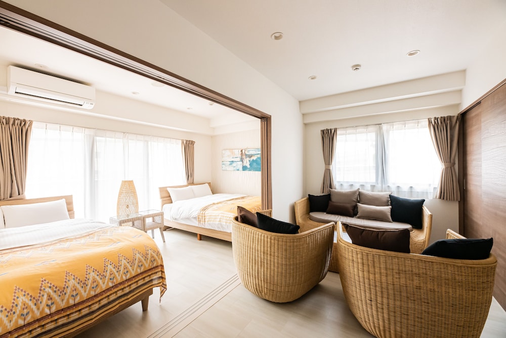 TOMARIEHOTEL & CONDOMINIUM 福岡