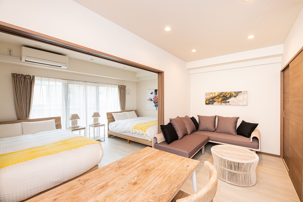 TOMARIEHOTEL & CONDOMINIUM 福岡