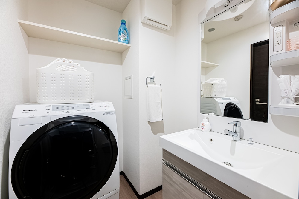 TOMARIEHOTEL & CONDOMINIUM 福岡