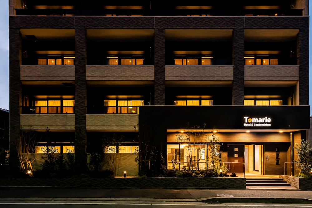 TOMARIEHOTEL & CONDOMINIUM 福岡