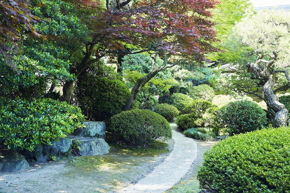 百年庭園の宿 翠水 - 登録有形文化財 福岡