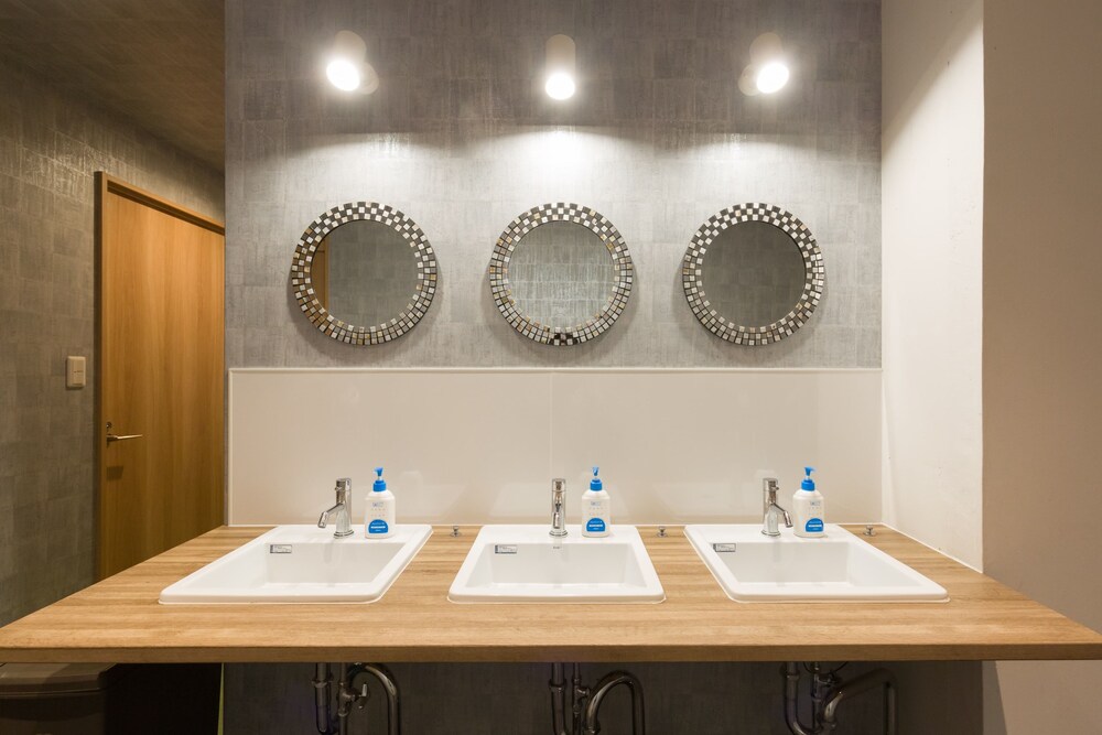 THE PISCES INN 福岡