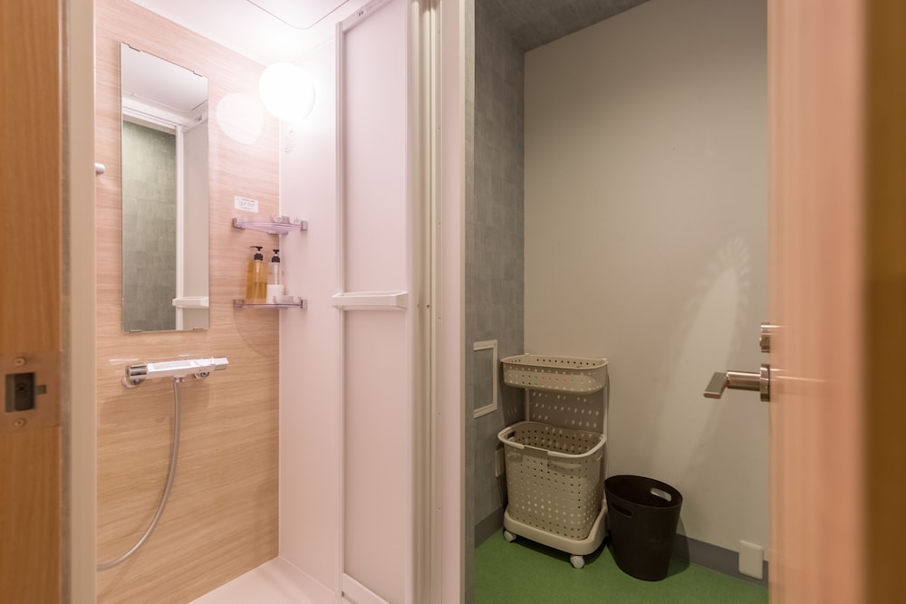 THE AQUARIUS INN 福岡
