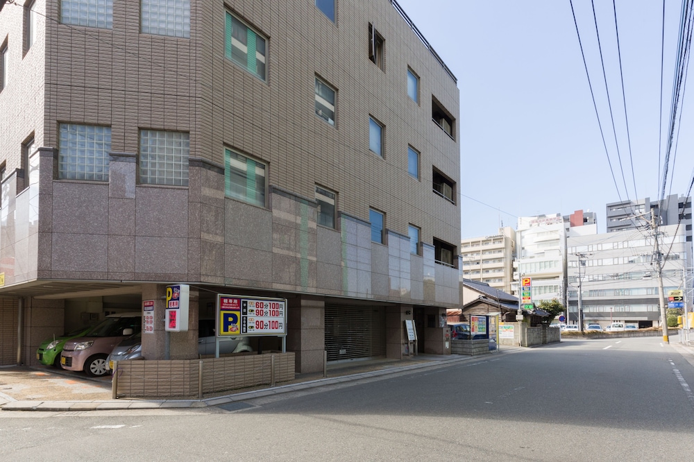 THE AQUARIUS INN 福岡