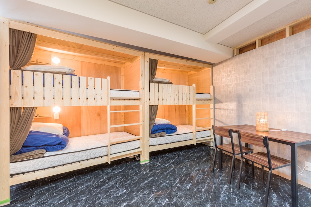 THE GEMINI INN 福岡