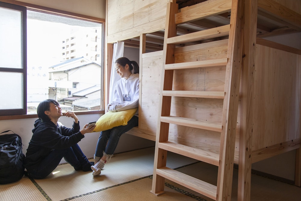 FUKUOKA GUESTHOUSE SHIP 福岡