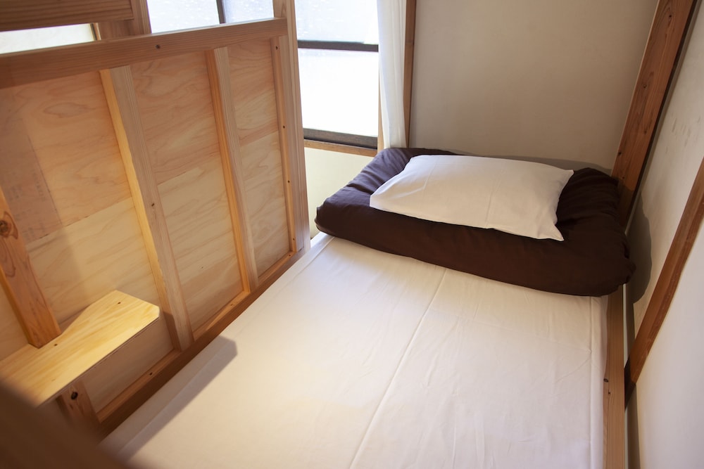 FUKUOKA GUESTHOUSE SHIP 福岡