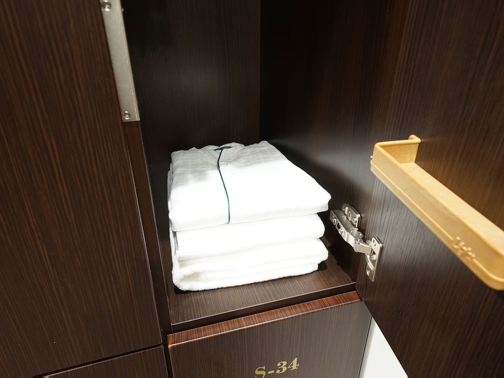 ウェルキャビン天神 - 男性専用 福岡