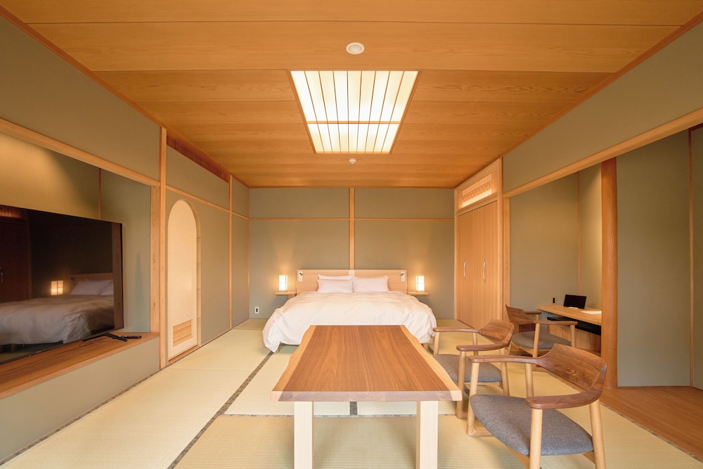 旅荘 水雲亭 福岡