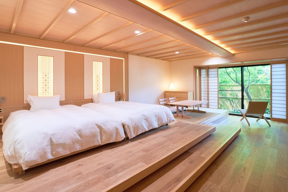 旅荘 水雲亭 福岡