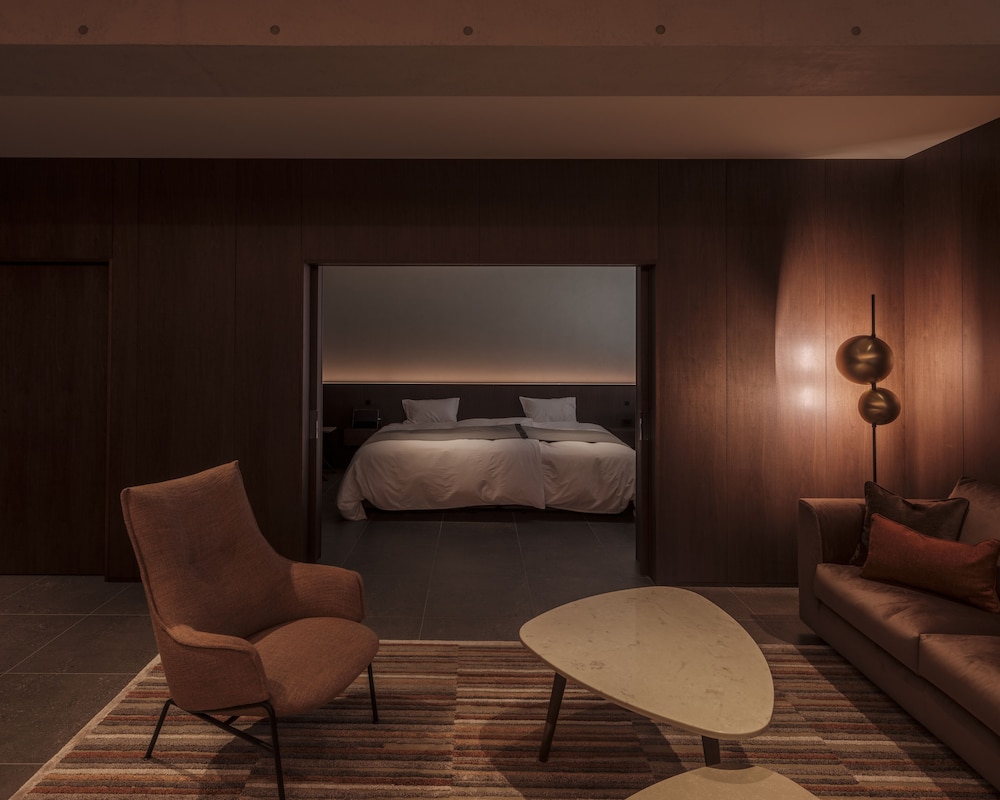NOT A HOTEL FUKUOKA 福岡