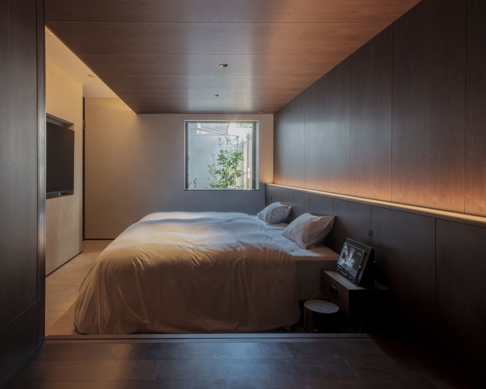 NOT A HOTEL FUKUOKA 福岡