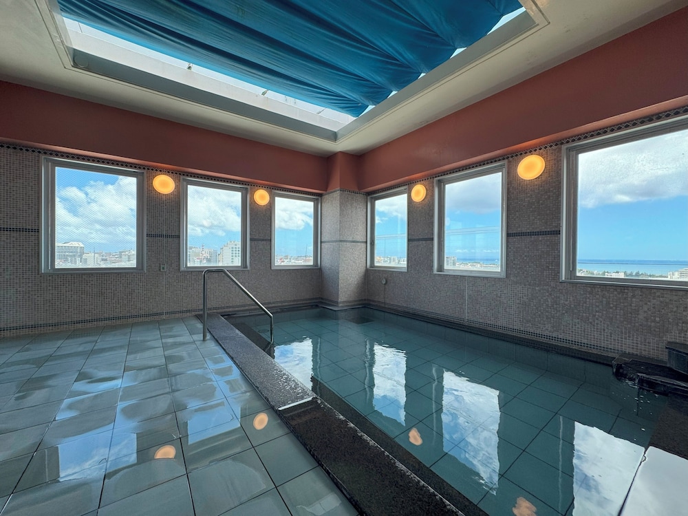 ホテルルートイン那覇泊港 那覇