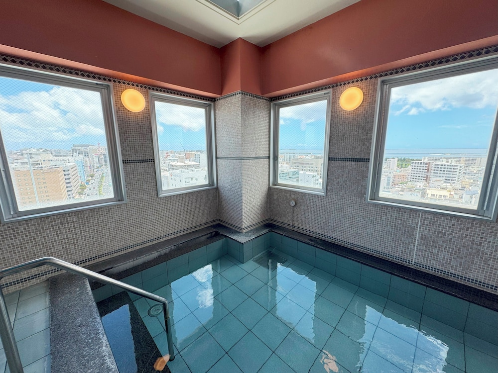 ホテルルートイン那覇泊港 那覇