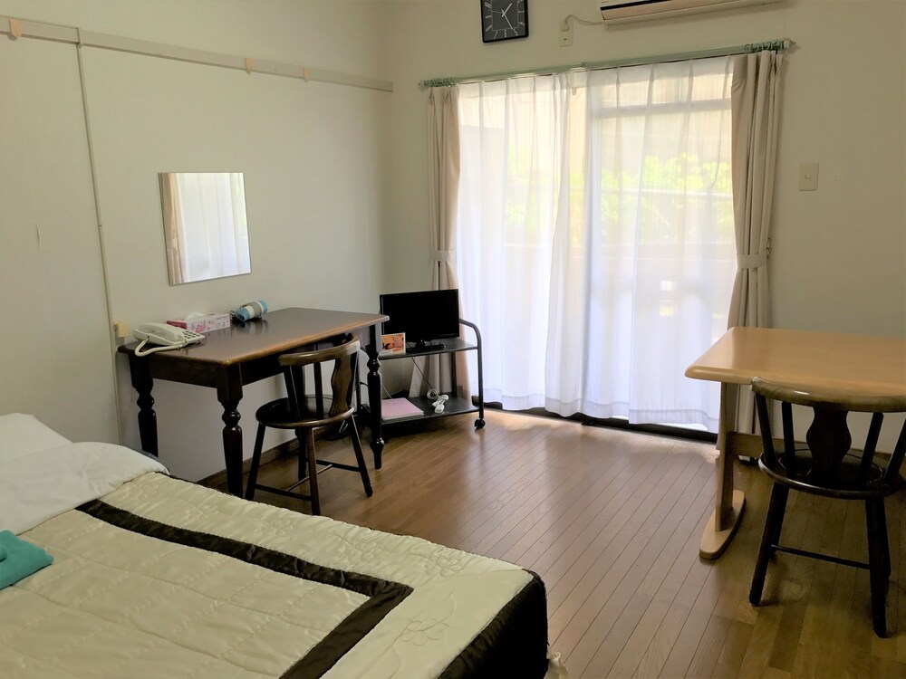 ウィークリー ハーバービュー マンション - メイン ビルディング 那覇