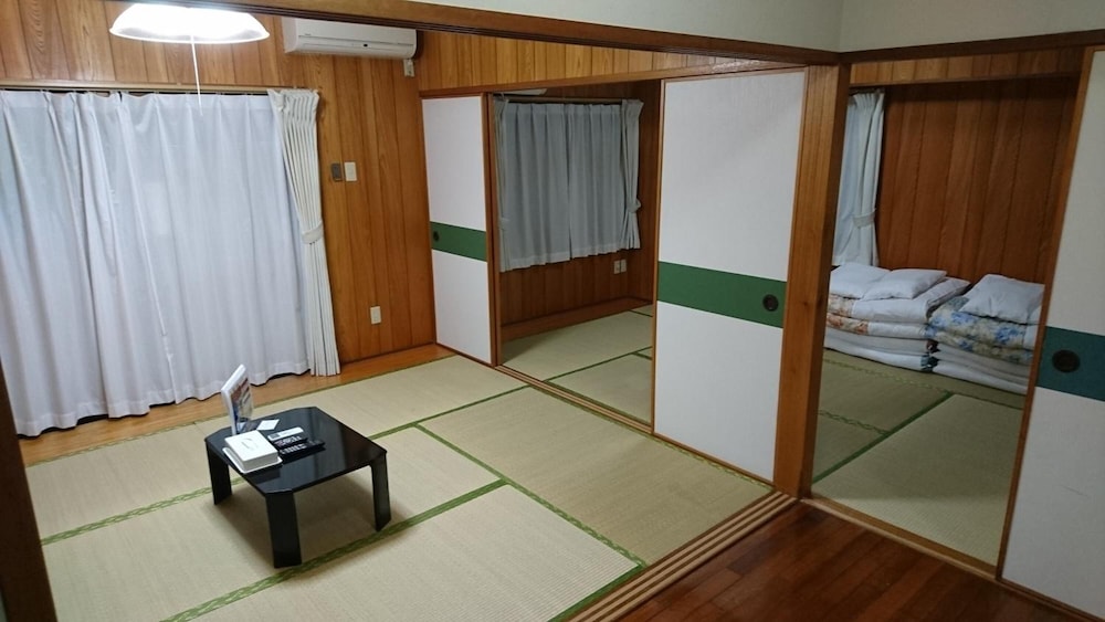 国際タウンズイン 那覇