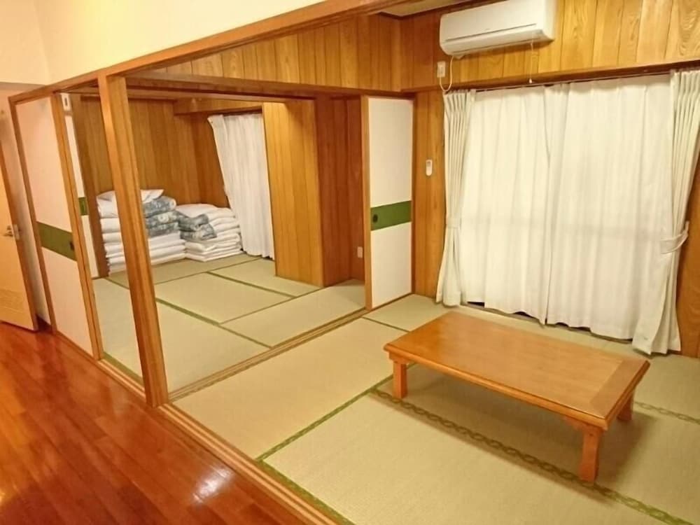 国際タウンズイン 那覇