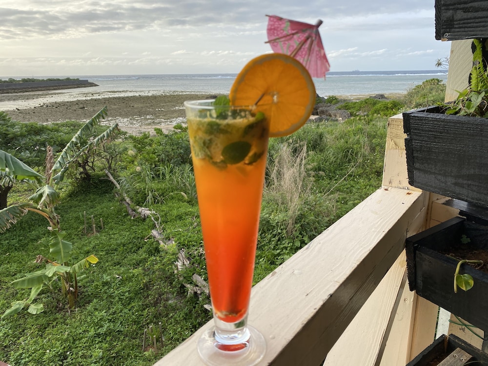 BEACH LODGE 3 & PRIVATE BEACH 那覇