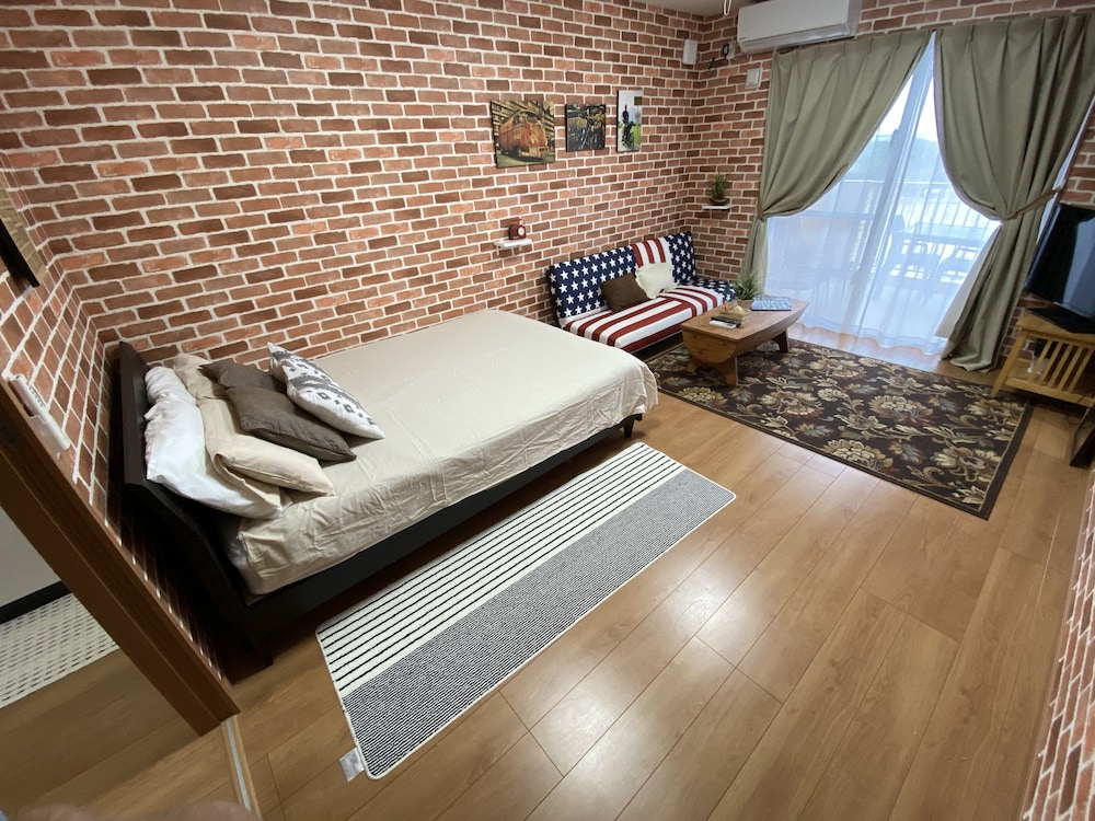 BEACH LODGE 3 & PRIVATE BEACH 那覇