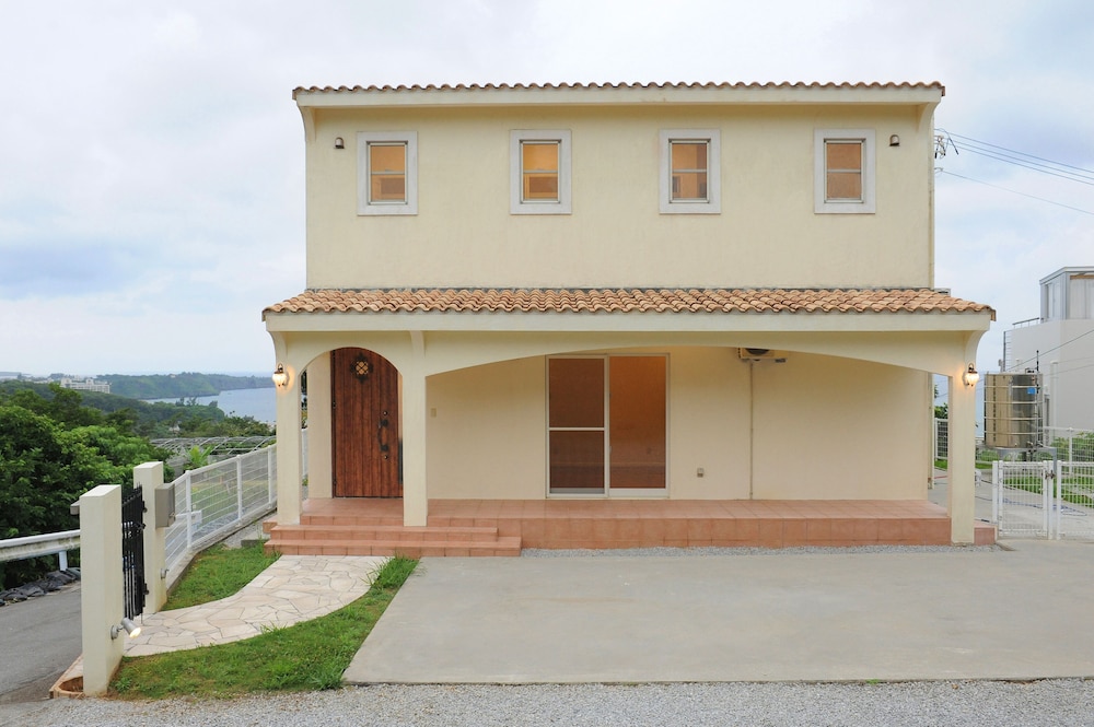 ONNASON VACATION RENTAL C 那覇