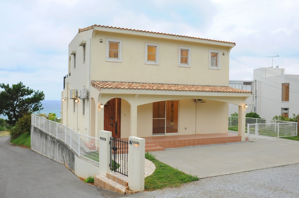 ONNASON VACATION RENTAL C 那覇