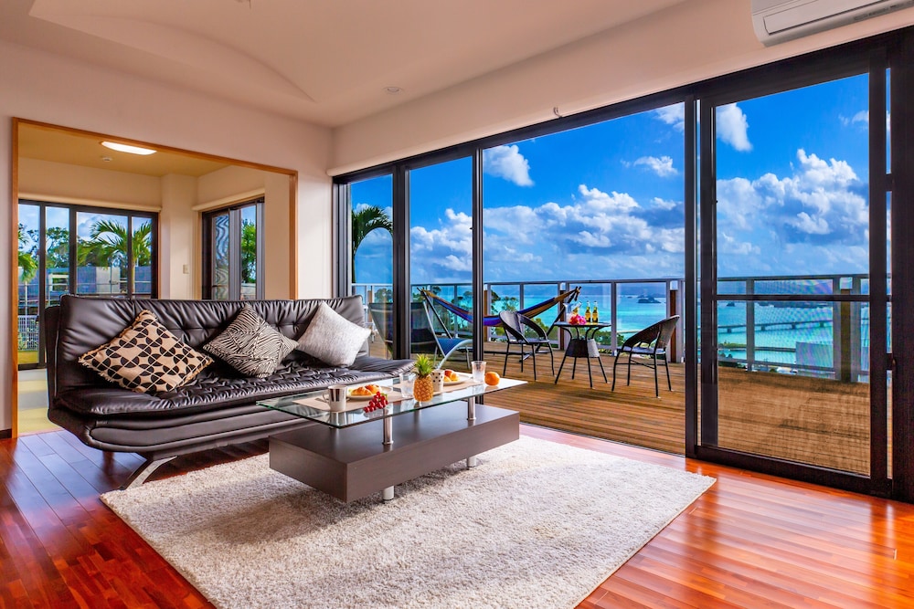 VILLA OCEAN BRIDGE KOURIJIMA 那覇