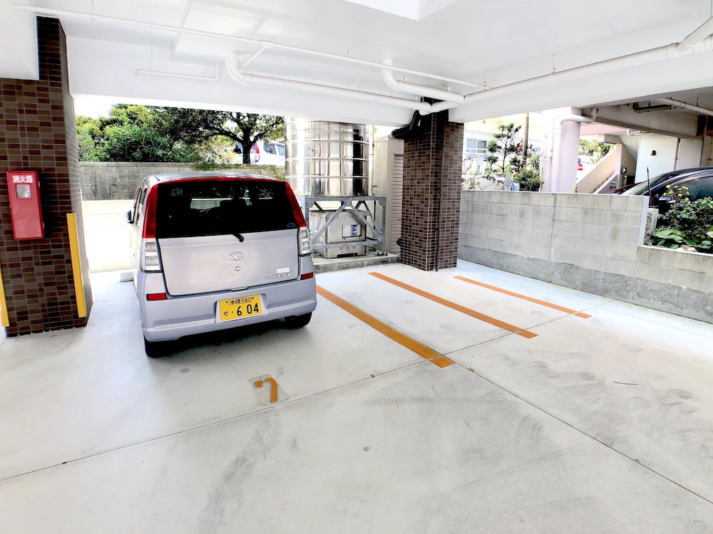 ルアナレア空手会館前 那覇