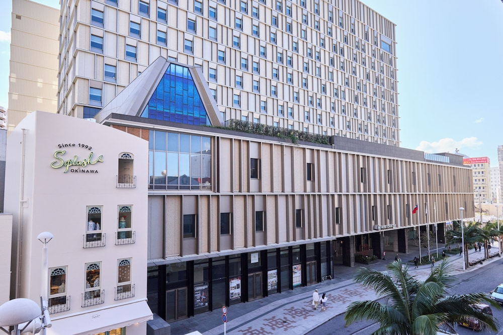 ホテル コレクティブ 那覇