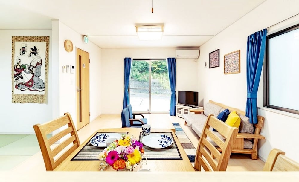 COZY HOUSE B 那覇