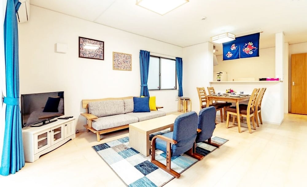 COZY HOUSE B 那覇