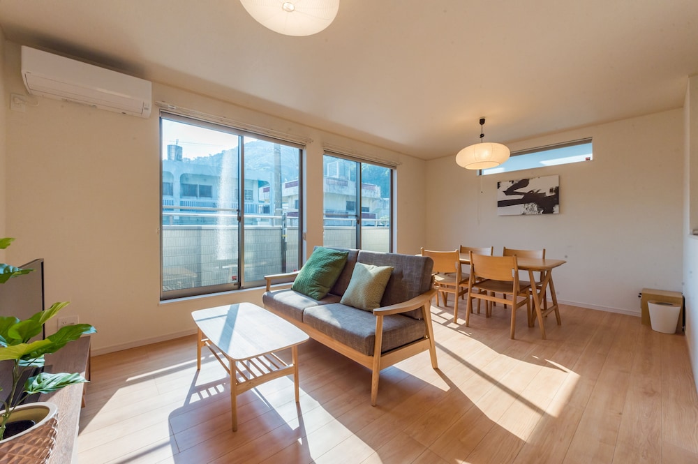 RIVERSIDE YOFUKE AFP VILLA 那覇