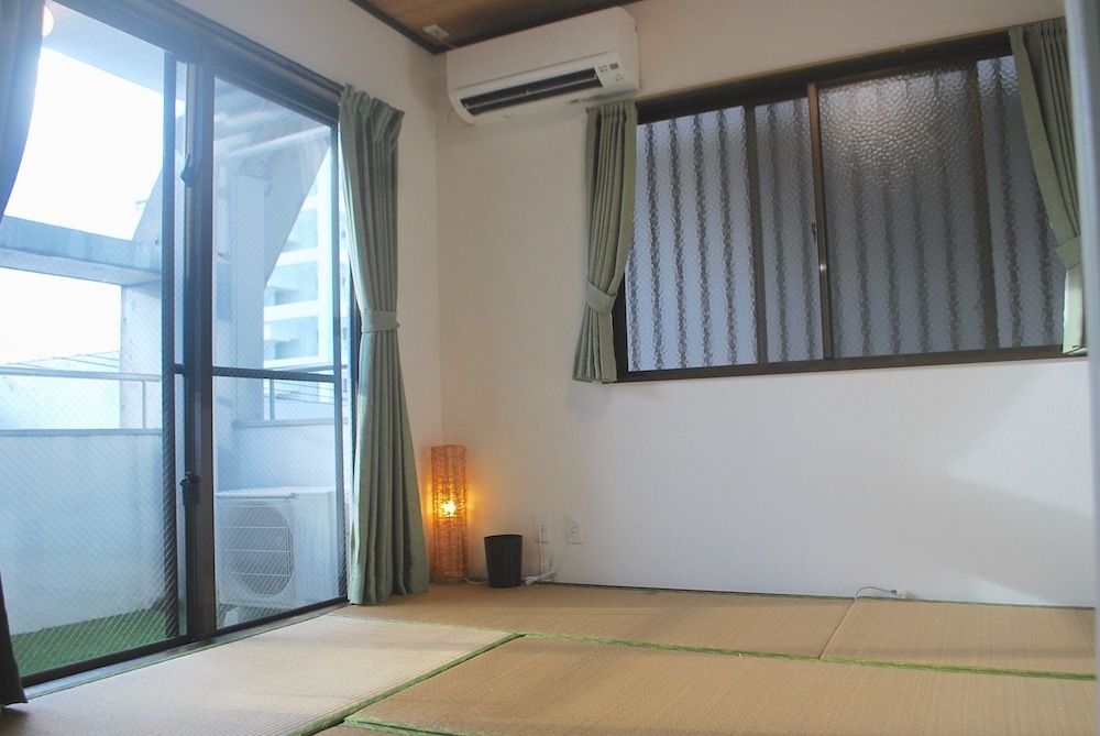 WEST VILLA 那覇