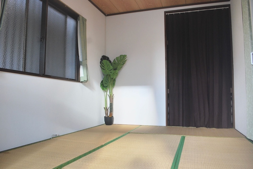 WEST VILLA 那覇