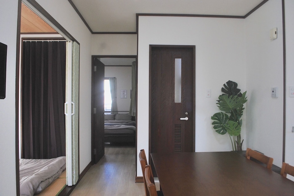 WEST VILLA 那覇